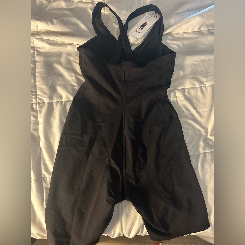 ALO Yoga Black Jumpsuit - Picture 7 of 8